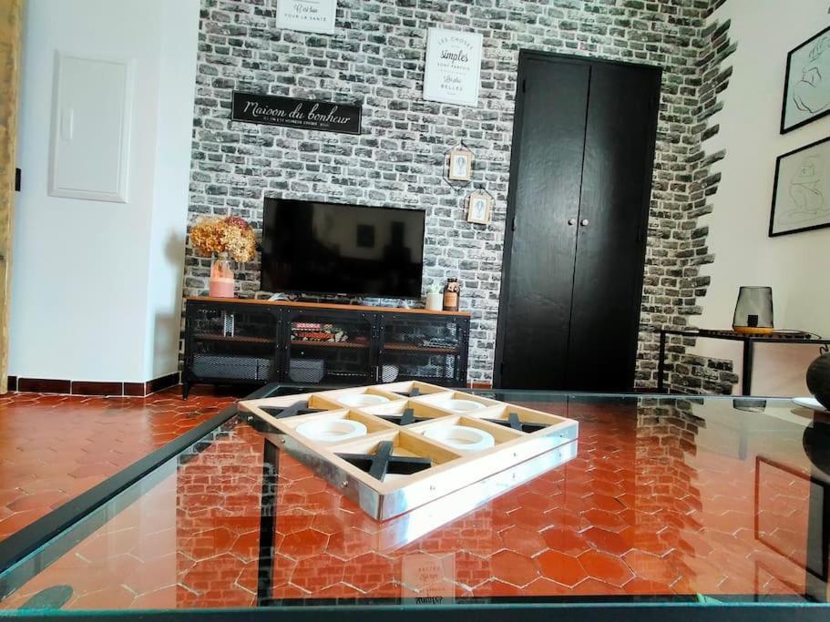 Centre Ville, Confort De 2 A 7 Pers. Apartment