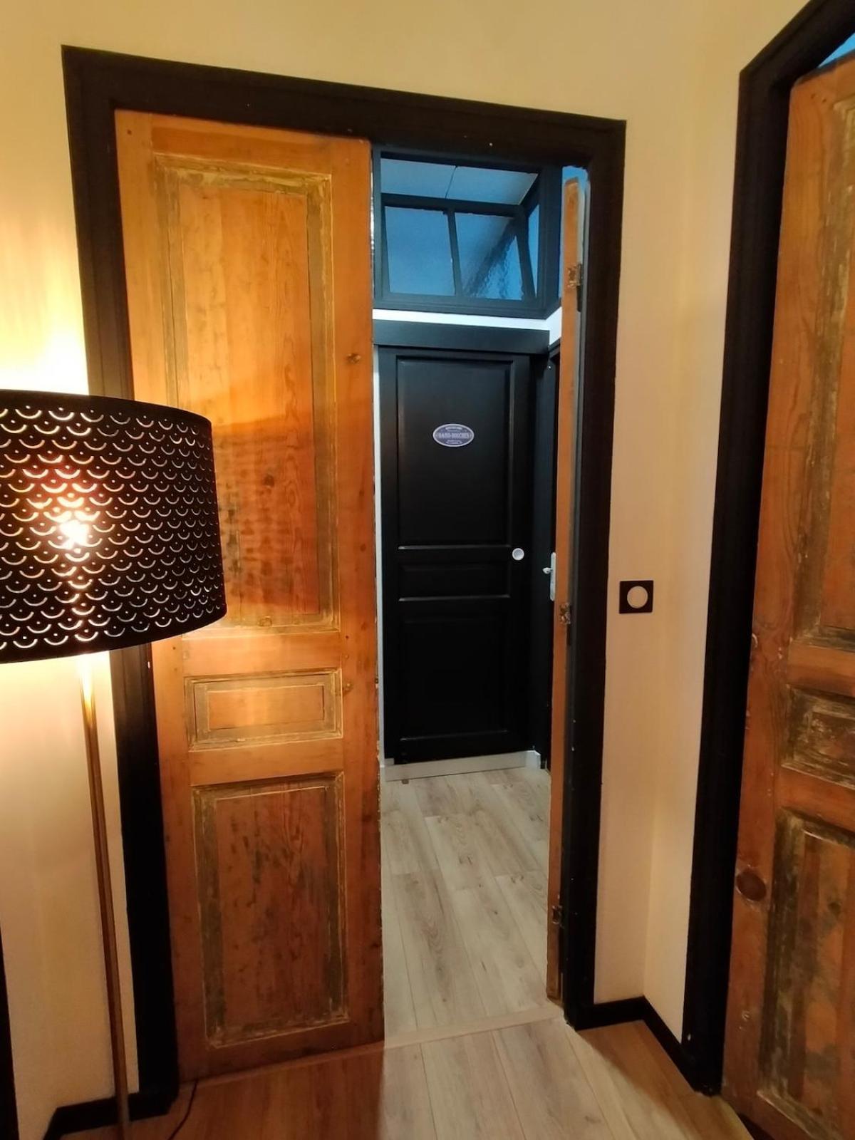 Centre Ville, Confort De 2 A 7 Pers. Apartment *